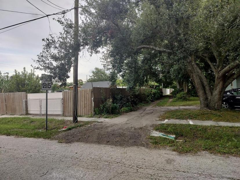 Picture of 5201 E 17Th Avenue, Tampa FL 33619