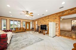 Picture of 3897 SW Pinemount Road, Lake City, FL 32024