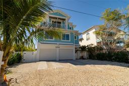 Picture of 2410 Avenue B, Bradenton Beach, FL 34217