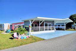 Picture of 251 Patterson Road Unit D32, Haines City, FL 33844