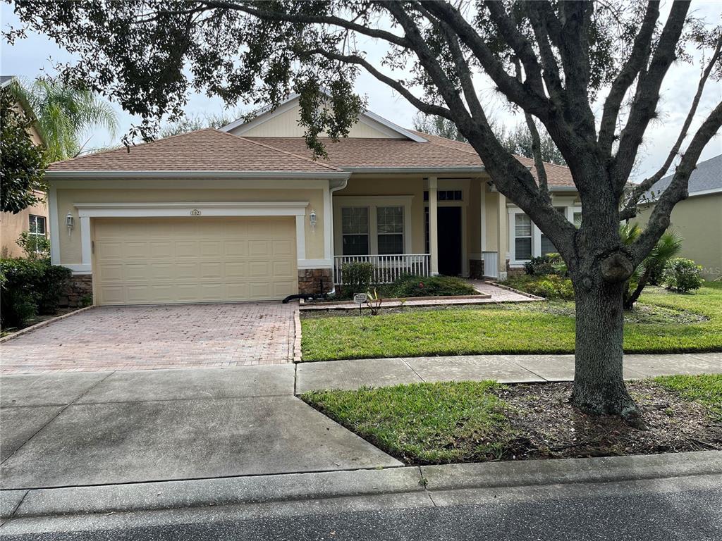 Picture of 182 Crepe Myrtle Drive, Groveland, FL 34736