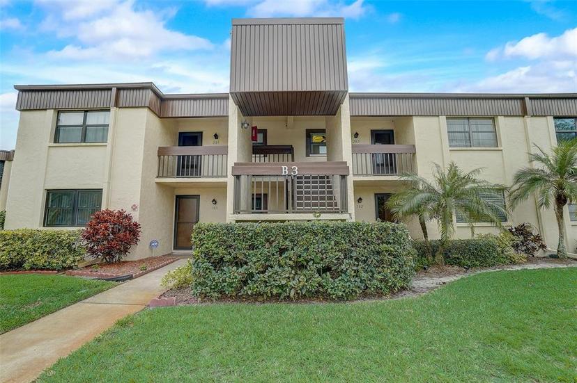 Picture of 2400 Winding Creek Boulevard Unit 3-202, Clearwater FL 33761