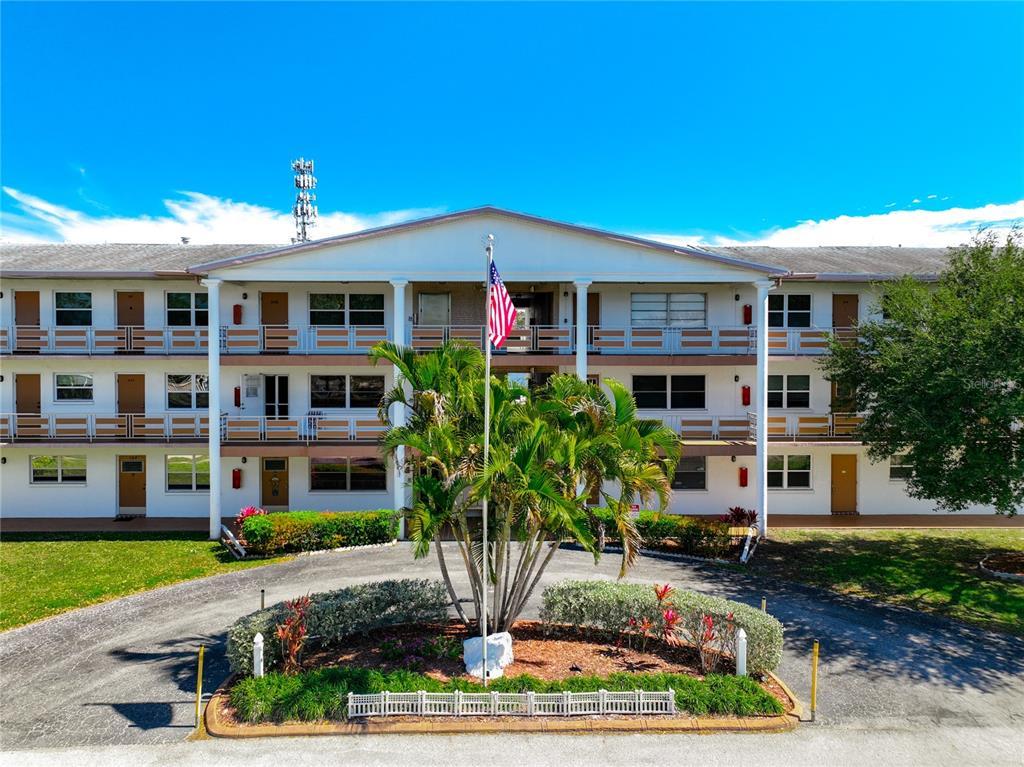 Picture of 6015 19Th Street N Unit 308, St Petersburg, FL 33714