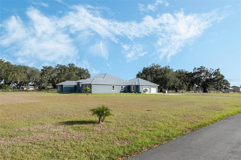 Picture of 2407 Cr 546N, Bushnell FL 33513