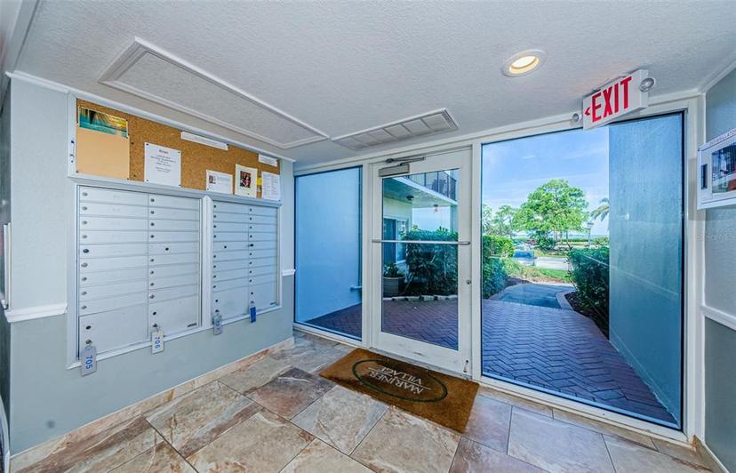 Picture of 101 Mariner Drive Unit 101, Tarpon Springs FL 34689