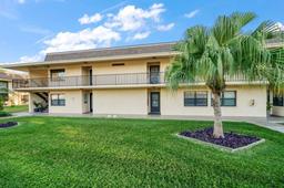 Picture of 12300 Vonn Road Unit 2202, Largo, FL 33774