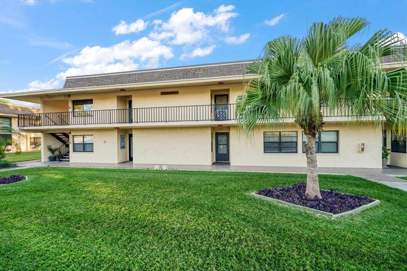 Picture of 12300 Vonn Road Unit 2202, Largo FL 33774