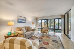 Picture of 12300 Vonn Road Unit 2202, Largo, FL 33774