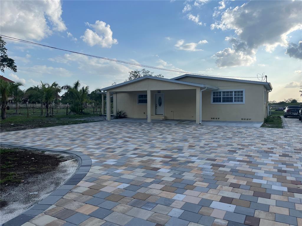 Picture of 5012 Troydale Road, Tampa, FL 33615