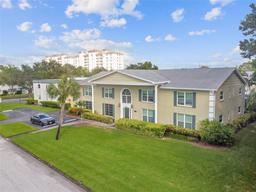 Picture of 1001 Eden Isle Drive Ne Unit 1, St Petersburg, FL 33704