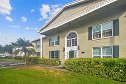 Picture of 1001 Eden Isle Drive Ne Unit 1, St Petersburg, FL 33704