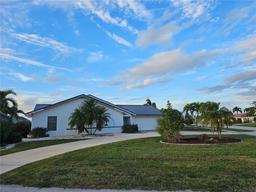 Picture of 975 Coronado Drive, Punta Gorda, FL 33950