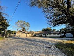 Picture of 2602 Arrawana Place, Tampa, FL 33614