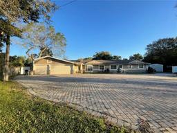 Picture of 2602 Arrawana Place, Tampa, FL 33614