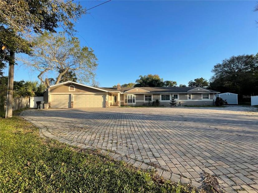 Picture of 2602 Arrawana Place, Tampa FL 33614