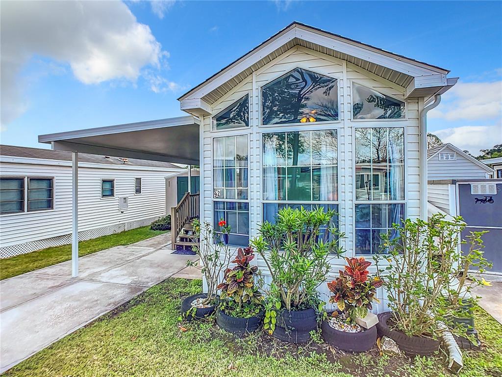 Picture of 92 Eagle Point S, Osteen, FL 32764