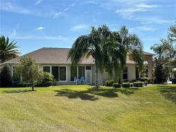 Picture of 410 Nolane Lane, Polk City, FL 33868