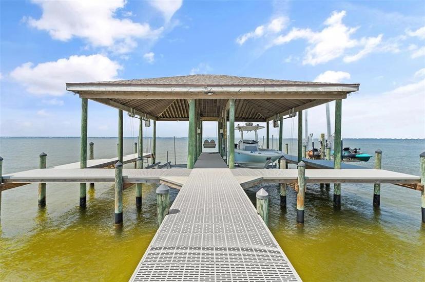 Picture of 732 Peakes Point Drive, Gulf Breeze FL 32561