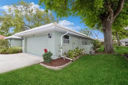 Picture of 337 Meadow Beauty Court, Venice, FL 34293