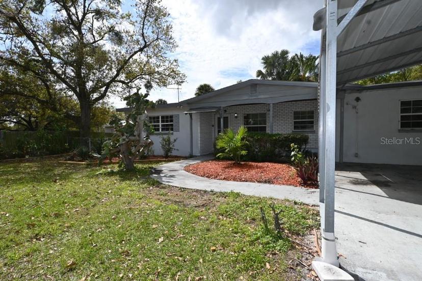 Picture of 8827 W Millpoint Road, Riverview FL 33578