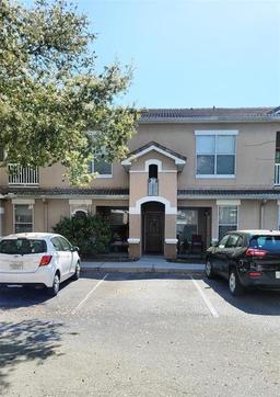 Picture of 10447 Villa View Circle Unit 10447, Tampa, FL 33647