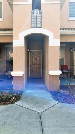 Picture of 10447 Villa View Circle Unit 10447, Tampa, FL 33647