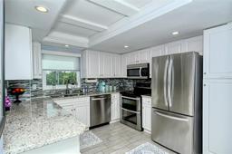 Picture of 1215 S Portofino Drive Unit 308, Sarasota, FL 34242