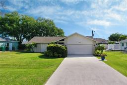 Picture of 9390 Gulfstream Boulevard, Englewood, FL 34224