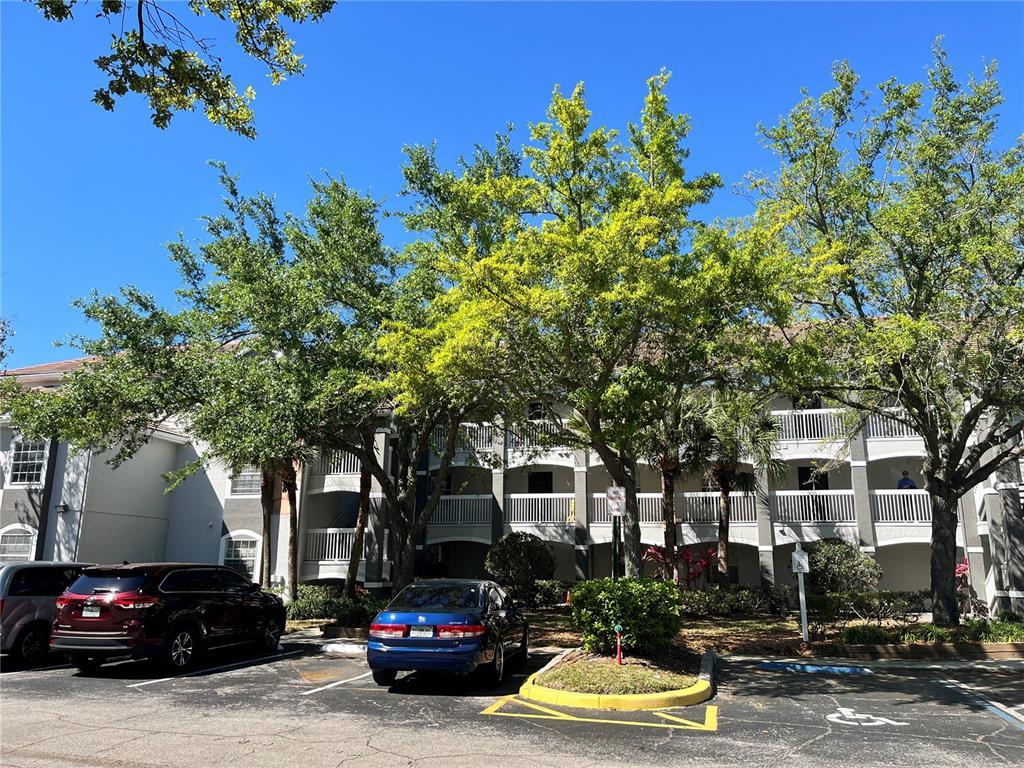 Picture of 13953 Fairway Island Drive Unit 622, Orlando, FL 32837