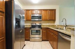 Picture of 13917 Fairway Island Drive Unit 932, Orlando, FL 32837