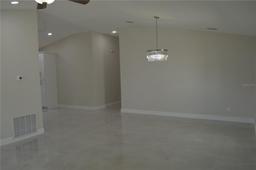 Picture of 3917 W Robson Street, Tampa, FL 33614