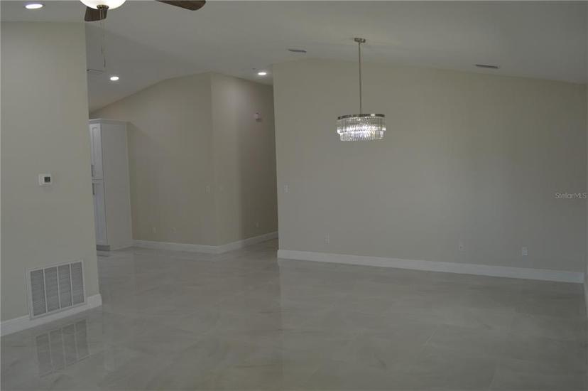 Picture of 3917 W Robson Street, Tampa FL 33614