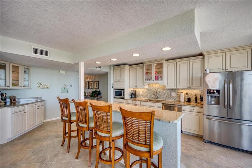 Picture of 400 Island Way Unit 606, Clearwater Beach FL 33767