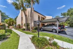 Picture of 2448 Clubhouse Drive Unit 201, Sarasota, FL 34232