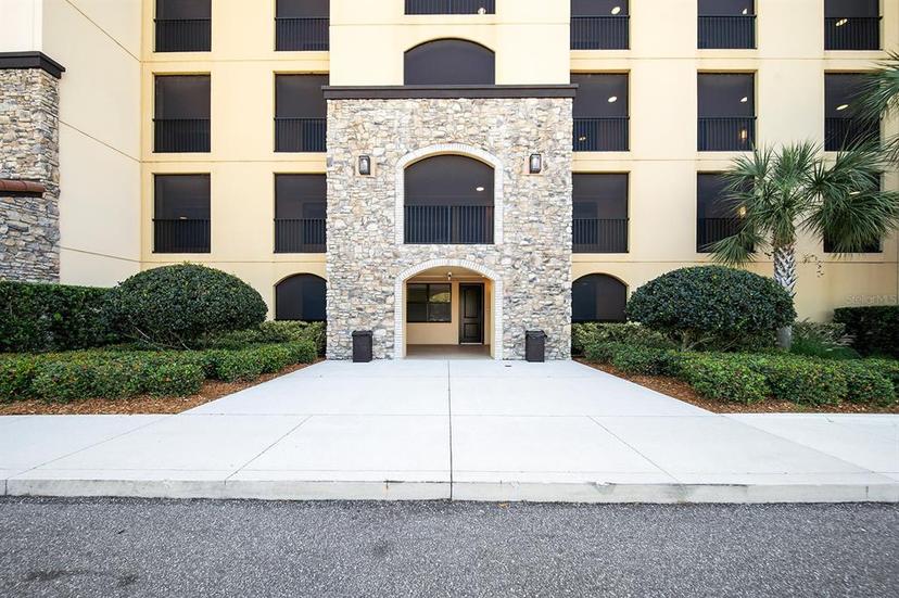 Picture of 16300 County Road 455 Unit 103, Montverde FL 34756