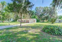 Picture of 2429 Cr 451, Lake Panasoffkee, FL 33538