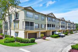 Picture of 2550 Grand Central Parkway Unit 15, Orlando, FL 32839