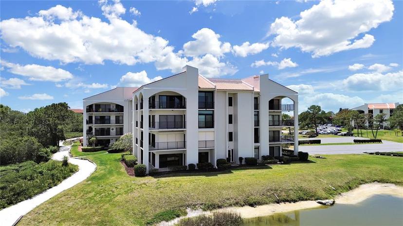 Picture of 203 Mariner Drive Unit 203, Tarpon Springs FL 34689