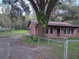 Picture of 2002 Paul S Buchman Highway, Zephyrhills, FL 33540