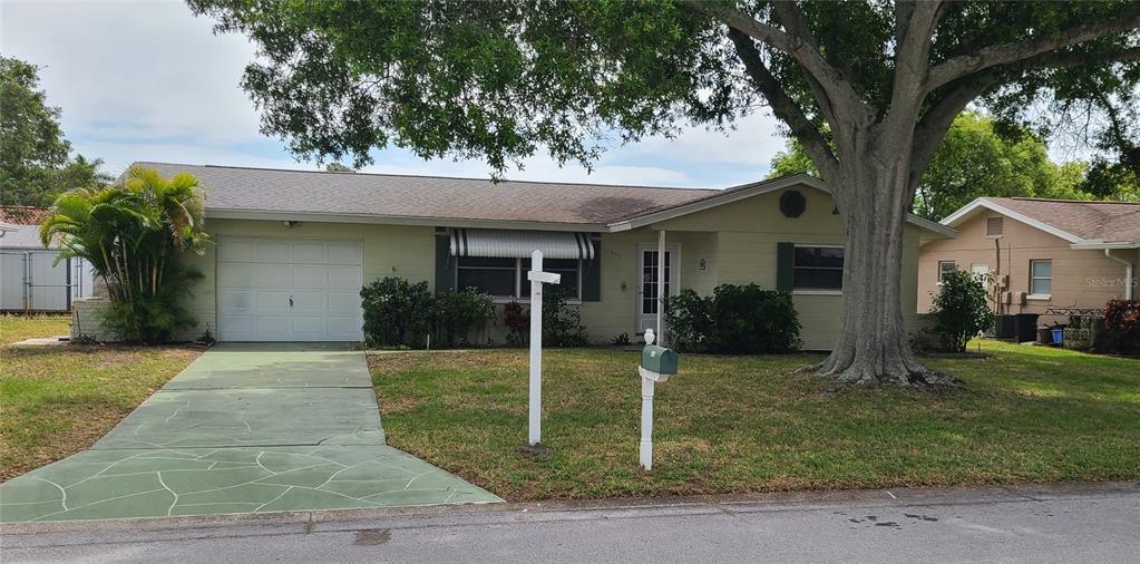 Picture of 9901 111Th Lane, Seminole, FL 33772