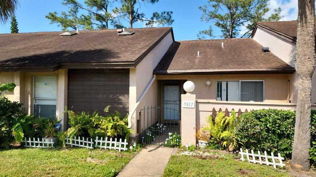 Picture of 5811 Red Dahlia Court Unit 28, Orlando, FL 32807