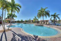 Picture of 15258 Summit Place Circle Unit 182, Naples, FL 34119