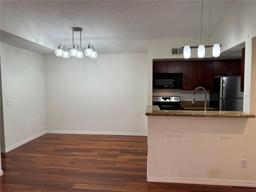 Picture of 5132 Conroy Road Unit 937, Orlando, FL 32811