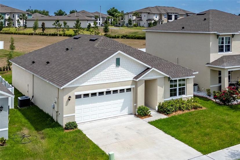 Picture of 2705 Lilyturf Court, Tavares FL 32778