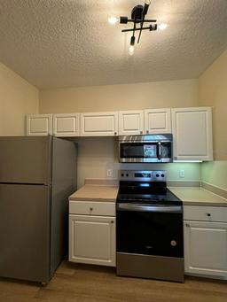 Picture of 5500 Metrowest Boulevard Unit 304, Orlando, FL 32811