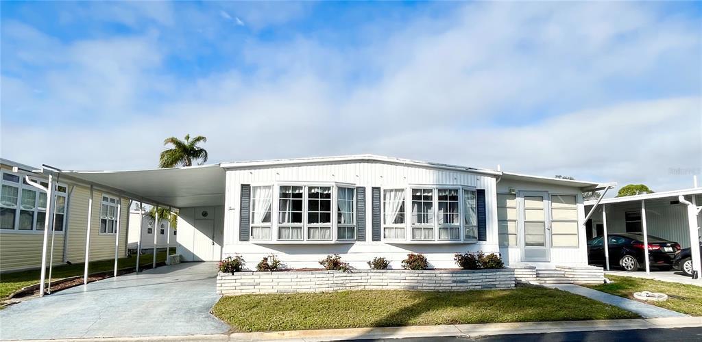 Picture of 10 White Oak Terrace, Sarasota, FL 34237