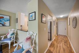 Picture of 900 Cove Cay Drive Unit 1H, Clearwater, FL 33760