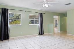 Picture of 693 Highway 40 E, Inglis, FL 34449