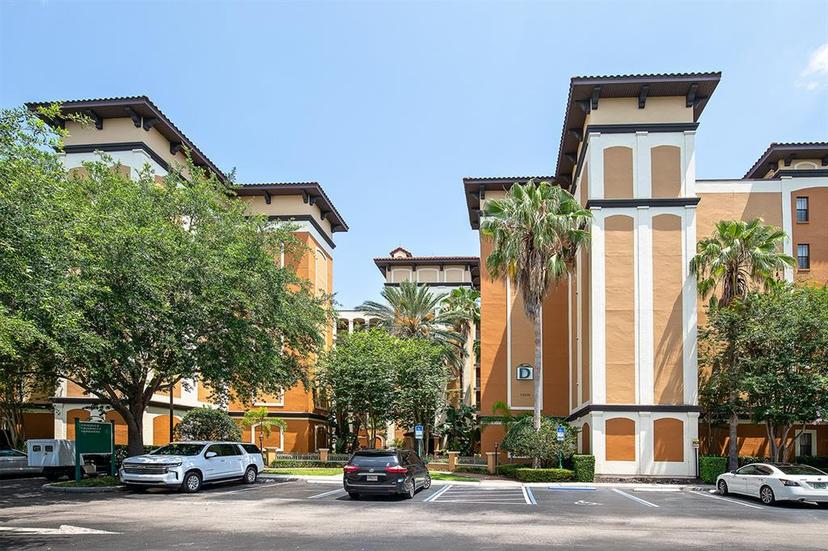 Picture of 12539 Floridays Resort Dr Drive Unit 401D, Orlando FL 32821