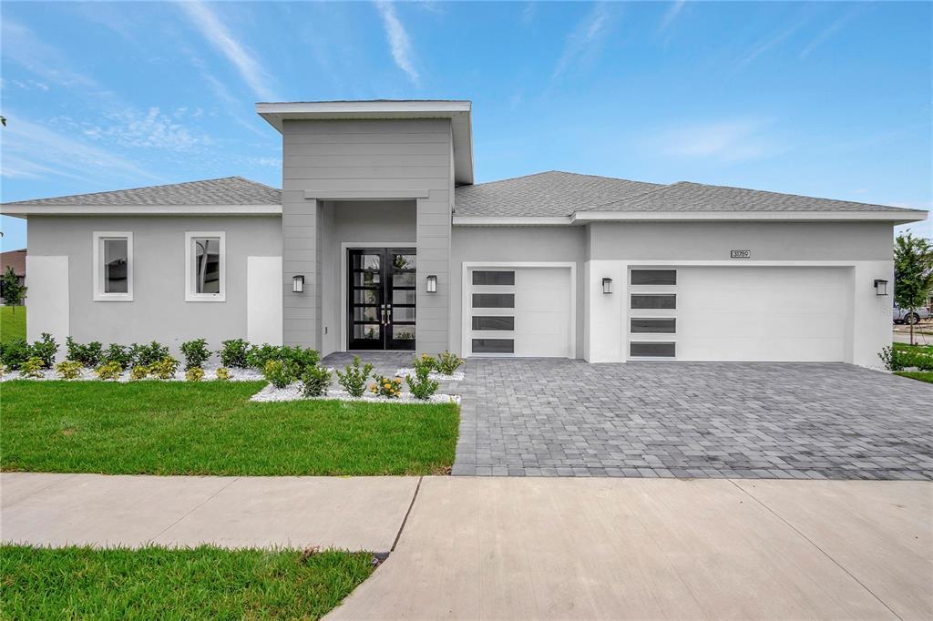 Picture of 8405 Golden Beach Court, Parrish, FL 34219